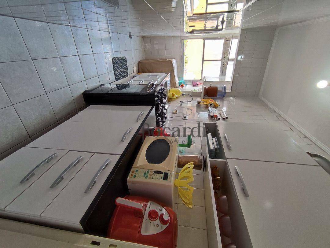 Apartamento à venda com 1 quarto, 50m² - Foto 6