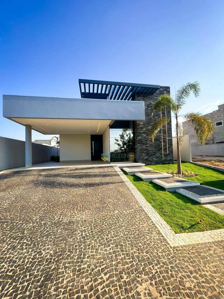 Casa de Condomínio à venda com 3 quartos, 202m² - Foto 3