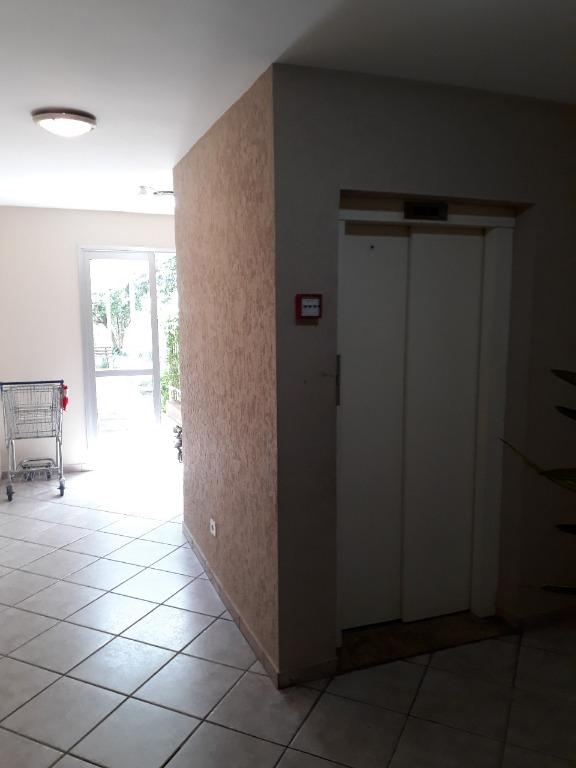 Apartamento à venda com 2 quartos, 62m² - Foto 8