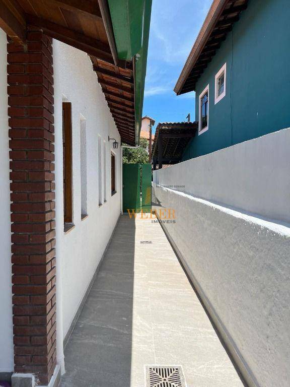 Casa de Condomínio à venda com 4 quartos, 251m² - Foto 11