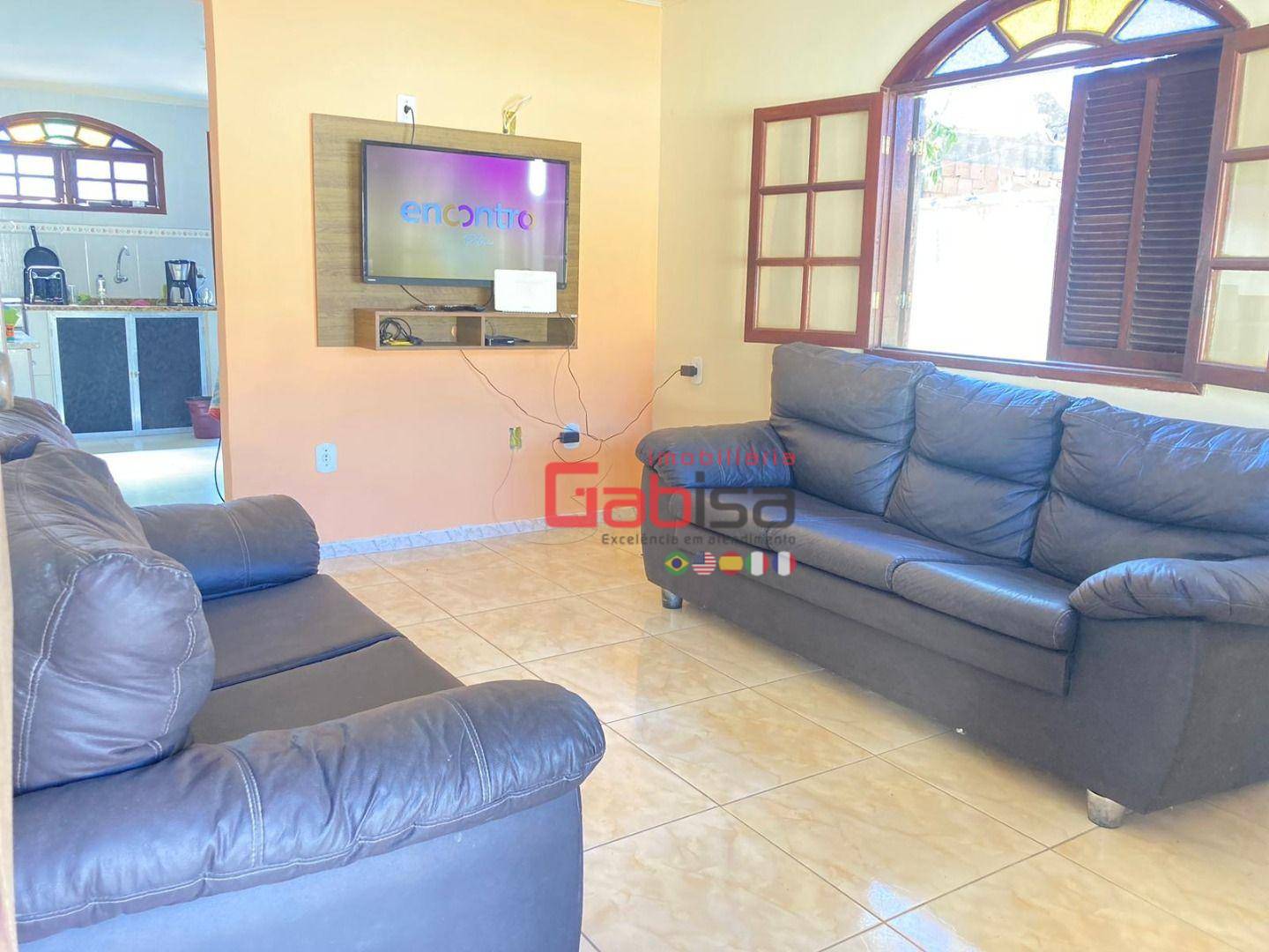 Casa à venda com 2 quartos, 90m² - Foto 4