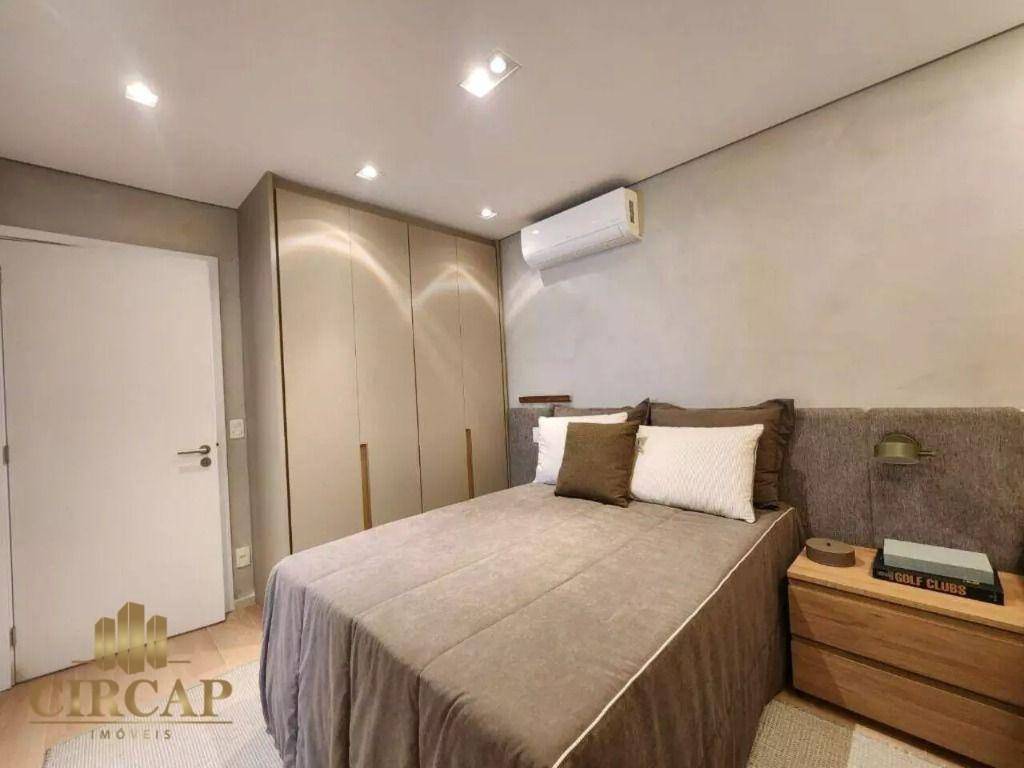 Apartamento à venda com 4 quartos, 195m² - Foto 18