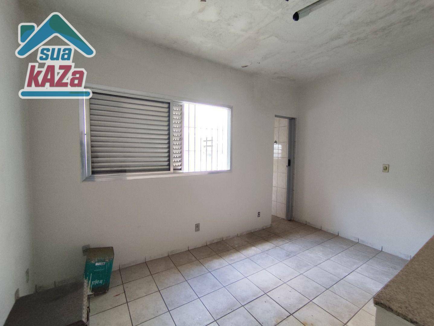 Casa à venda com 6 quartos, 230m² - Foto 40