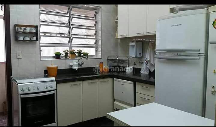 Apartamento à venda com 2 quartos, 76m² - Foto 4