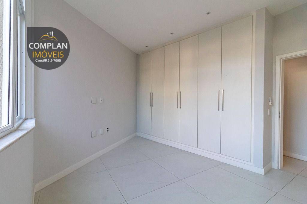 Apartamento à venda com 3 quartos, 112m² - Foto 33