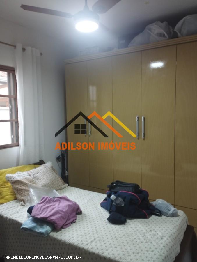 Casa à venda com 2 quartos, 40m² - Foto 4