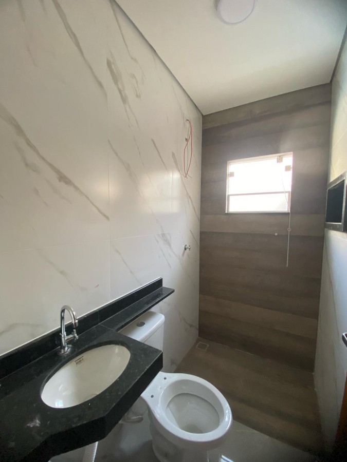 Casa à venda com 2 quartos, 150m² - Foto 3