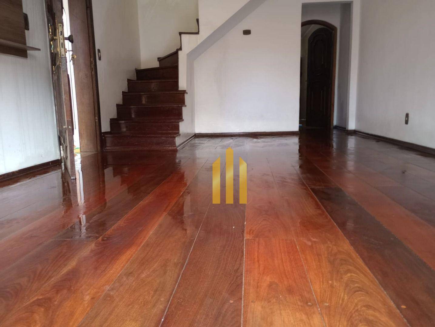 Sobrado à venda e aluguel com 2 quartos, 230m² - Foto 6