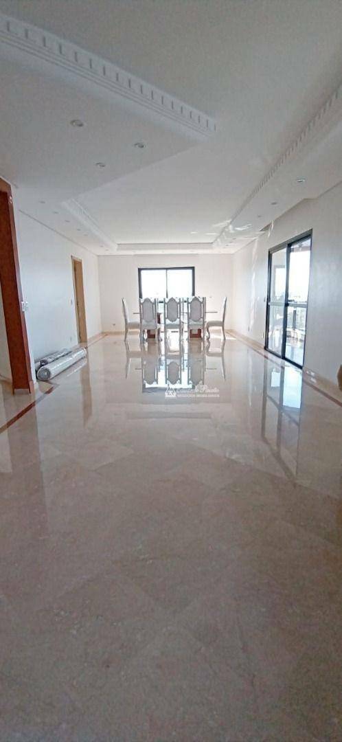 Apartamento à venda com 4 quartos, 273m² - Foto 2