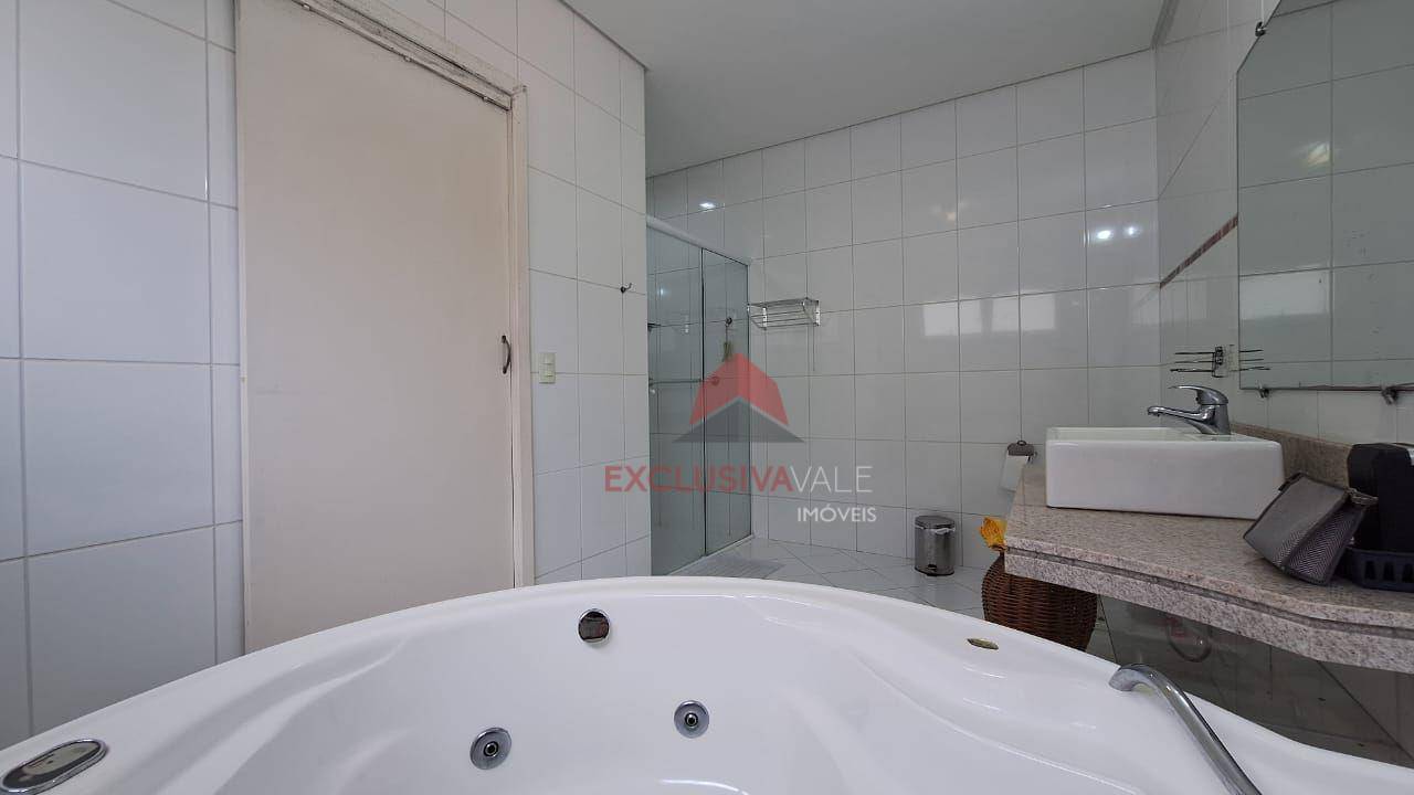 Casa de Condomínio à venda e aluguel com 4 quartos, 348m² - Foto 62