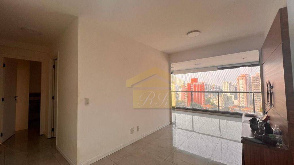 Apartamento para alugar com 2 quartos, 68m² - Foto 4