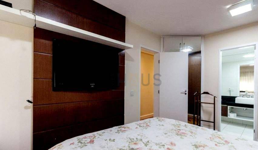 Apartamento à venda com 3 quartos, 140m² - Foto 10