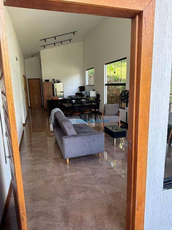 Casa de Condomínio à venda com 3 quartos, 136m² - Foto 25