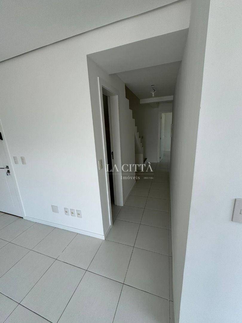 Apartamento à venda com 4 quartos, 237m² - Foto 37