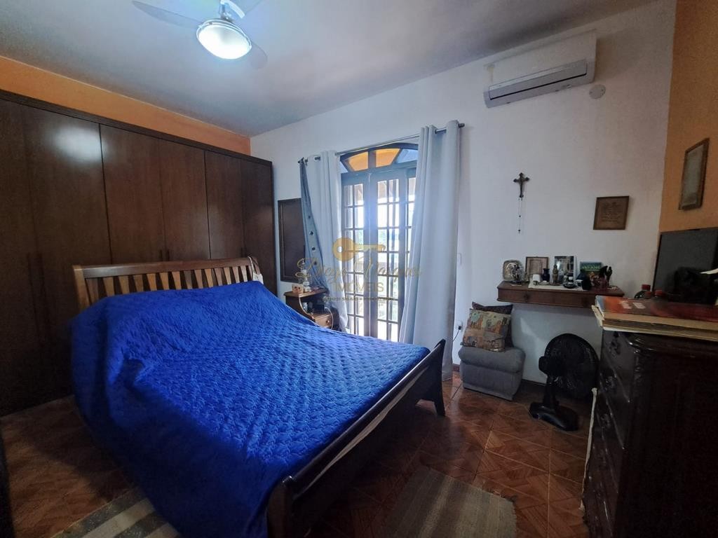Casa à venda com 4 quartos, 360m² - Foto 18