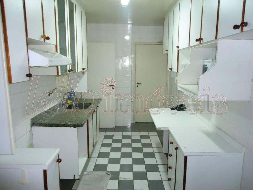 Apartamento para alugar com 3 quartos, 100m² - Foto 11