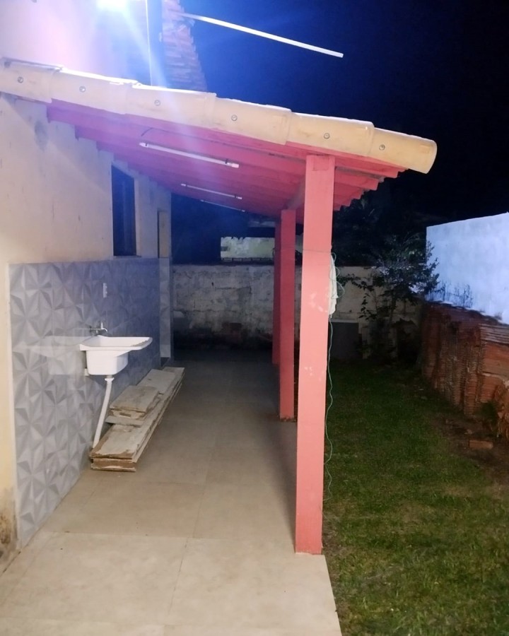 Casa à venda com 2 quartos, 360m² - Foto 8