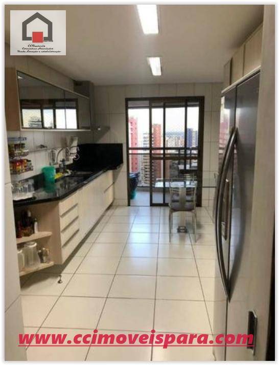 Apartamento à venda com 4 quartos, 202m² - Foto 14