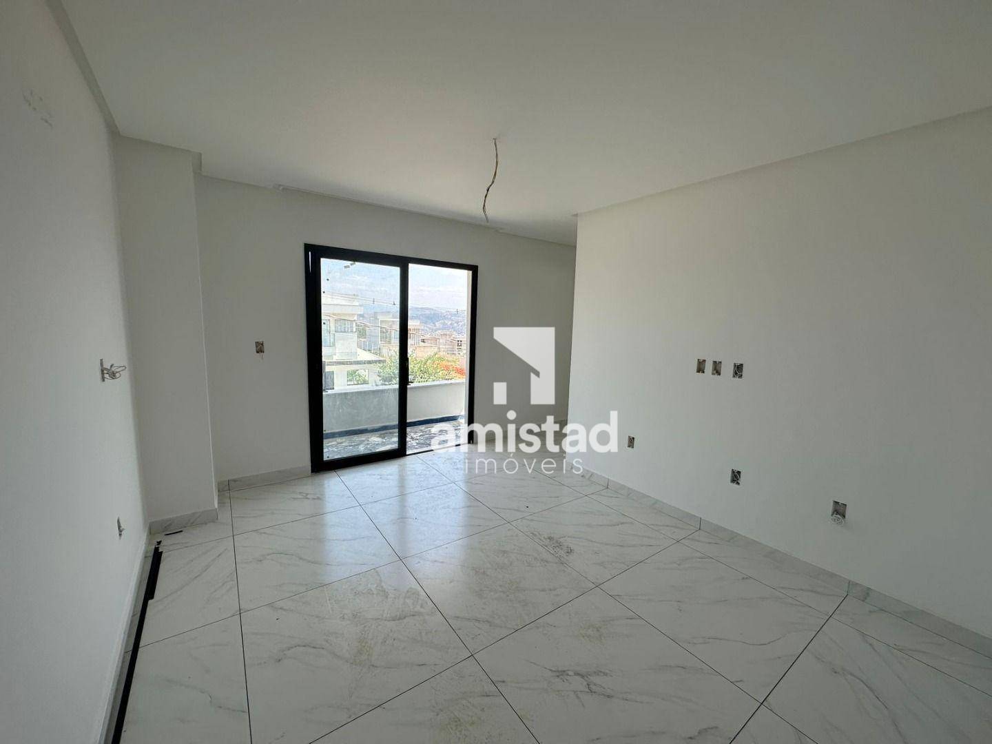 Casa à venda com 3 quartos, 205m² - Foto 12