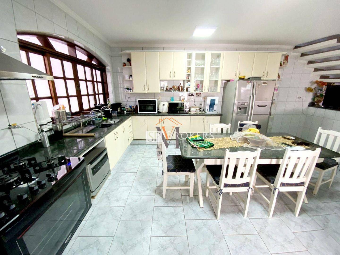 Casa à venda com 3 quartos, 244m² - Foto 5