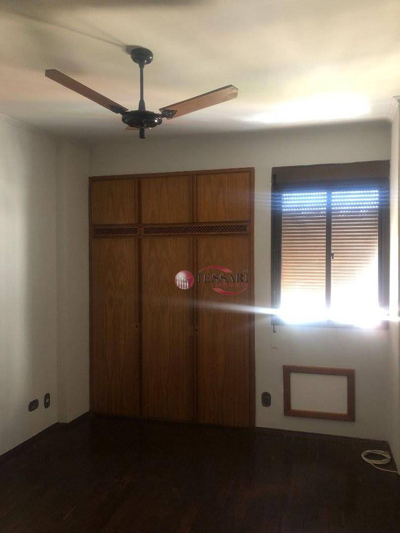 Apartamento à venda com 3 quartos, 110m² - Foto 14