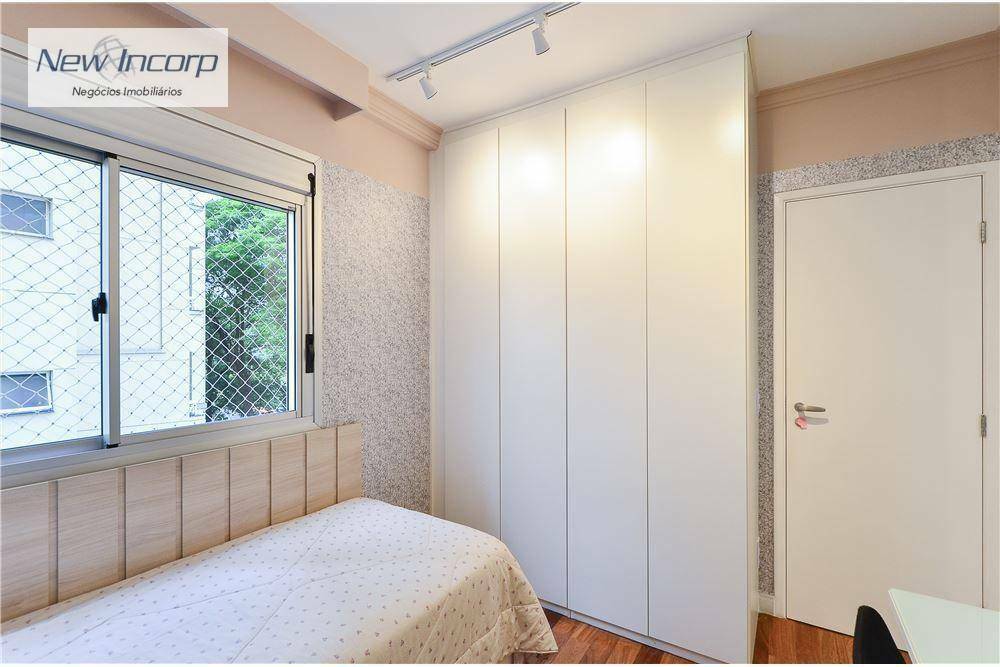 Apartamento à venda com 3 quartos, 105m² - Foto 32