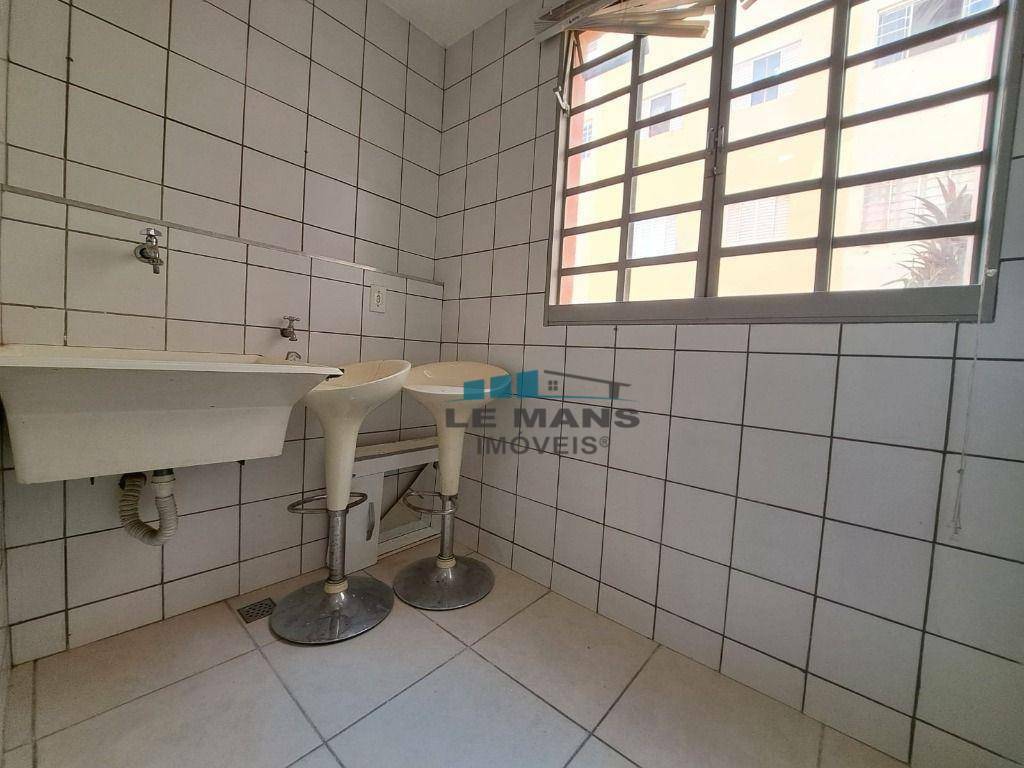 Apartamento à venda e aluguel com 2 quartos, 52m² - Foto 3