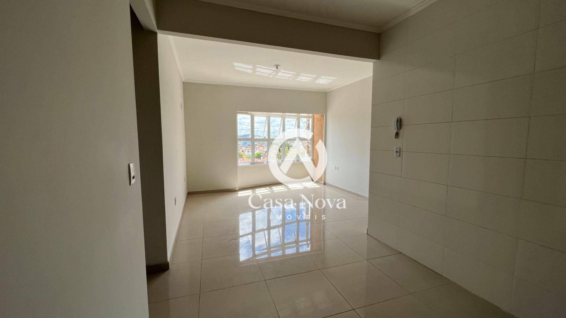 Apartamento à venda com 2 quartos, 75m² - Foto 3