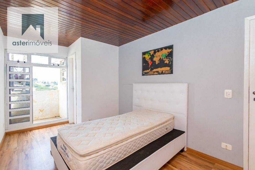 Casa à venda com 4 quartos, 230m² - Foto 11