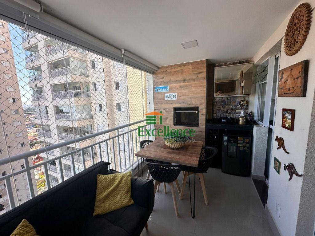 Apartamento à venda com 2 quartos, 66m² - Foto 17