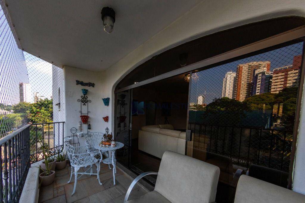 Apartamento à venda com 3 quartos, 142m² - Foto 6