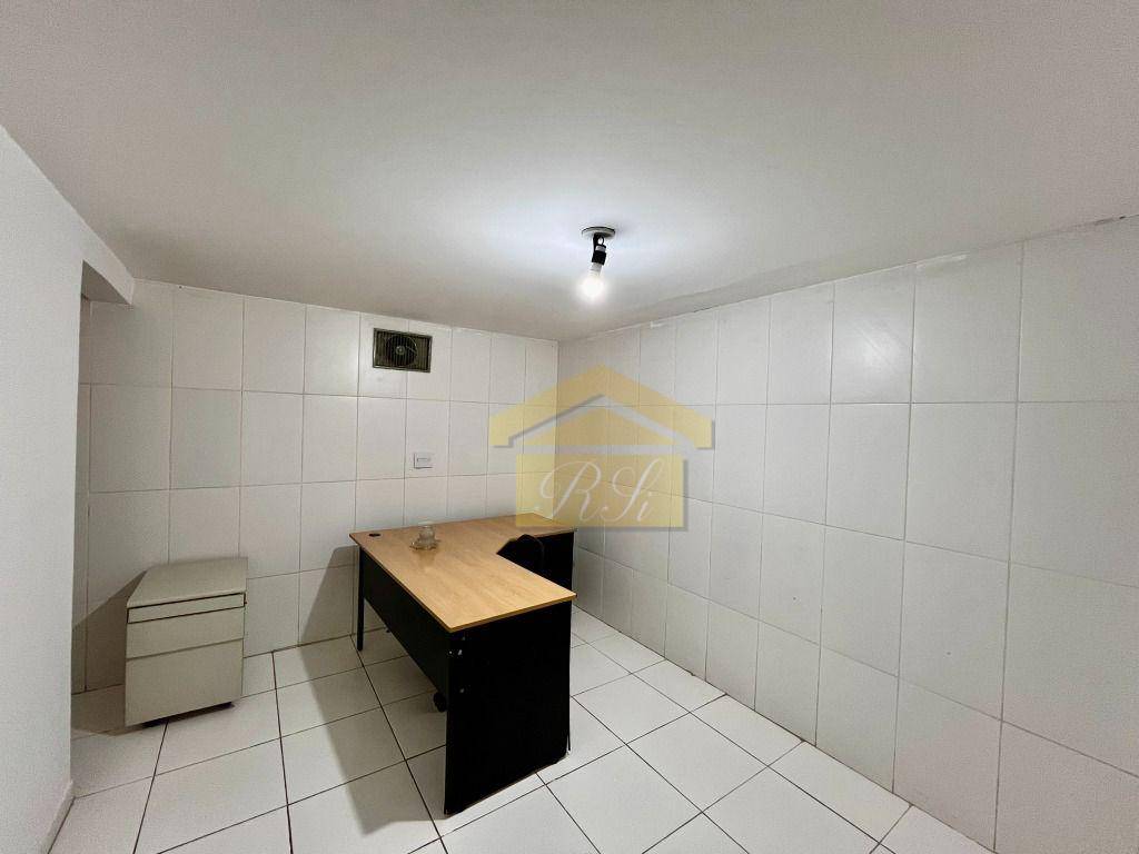 Sobrado à venda e aluguel com 4 quartos, 220m² - Foto 27