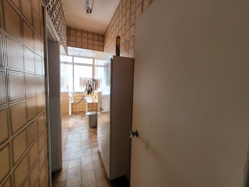 Apartamento à venda com 2 quartos, 95m² - Foto 13