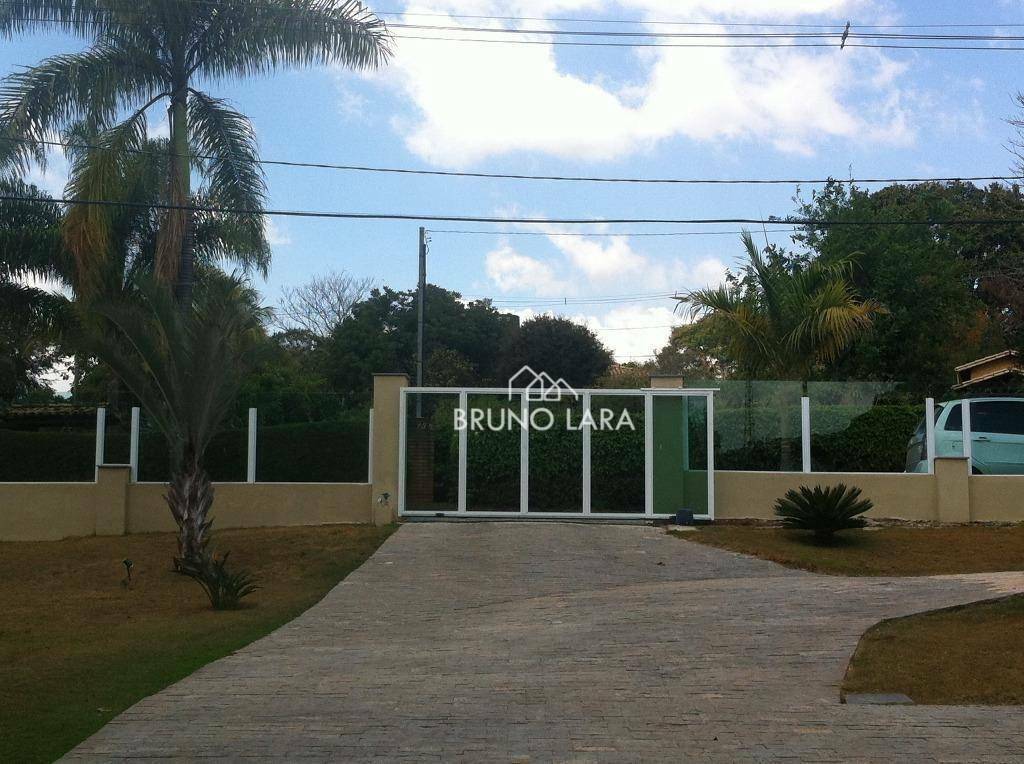 Casa de Condomínio para alugar com 6 quartos, 300m² - Foto 4