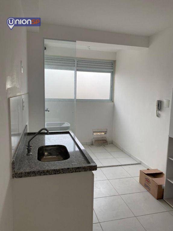 Apartamento à venda com 2 quartos, 62m² - Foto 3