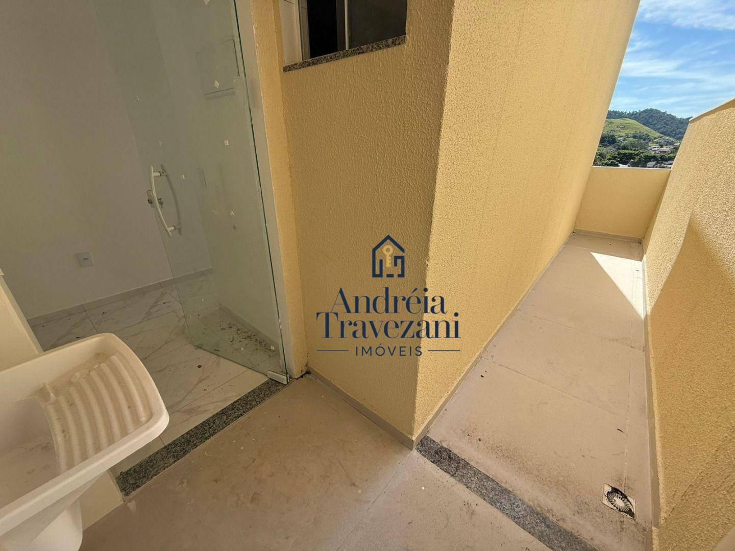 Casa à venda com 2 quartos, 70m² - Foto 10