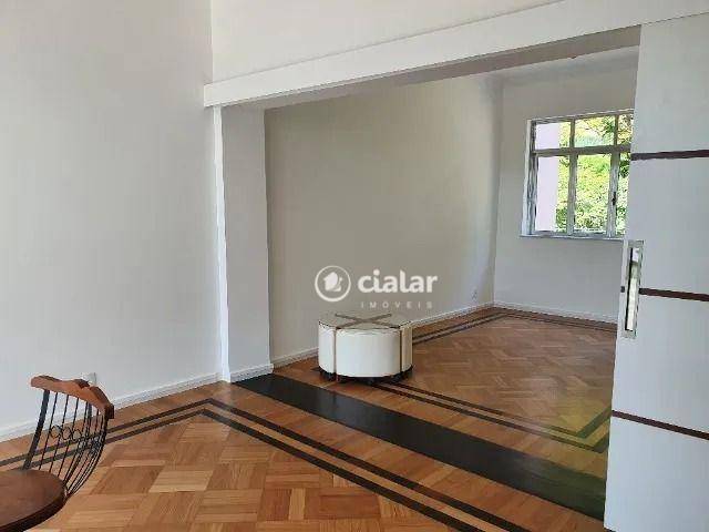 Apartamento à venda com 3 quartos, 95m² - Foto 1