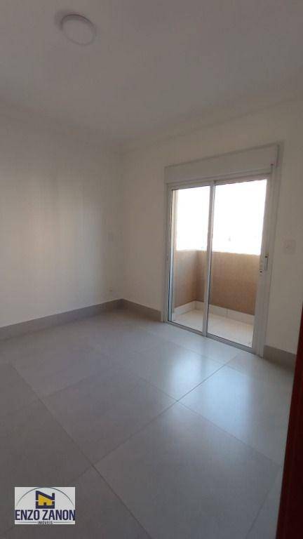 Apartamento para alugar com 2 quartos, 64m² - Foto 4