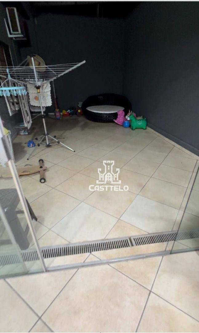 Casa à venda com 3 quartos, 140m² - Foto 15