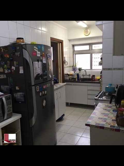 Apartamento à venda com 3 quartos, 160m² - Foto 4