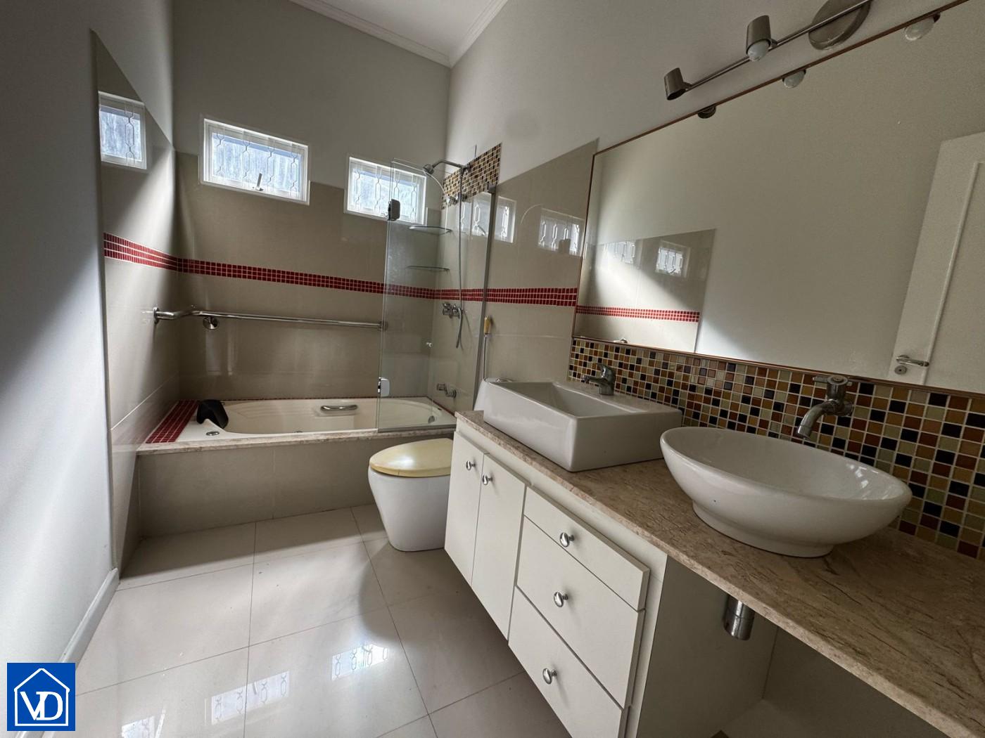 Casa à venda com 3 quartos, 164m² - Foto 22