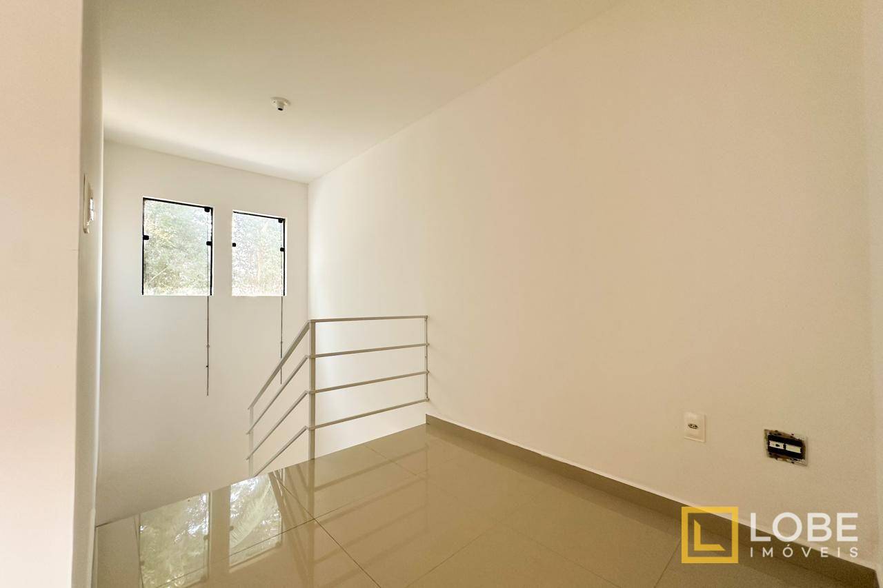 Sobrado à venda com 3 quartos, 140m² - Foto 4