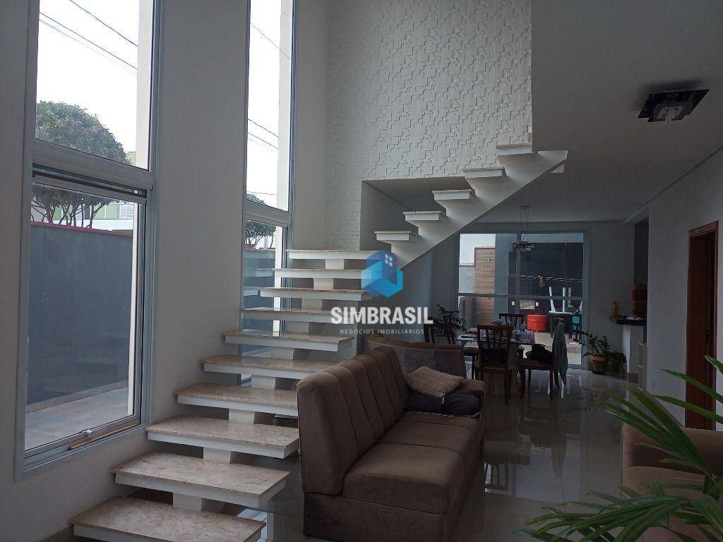 Casa, 3 quartos, 220 m² - Foto 2