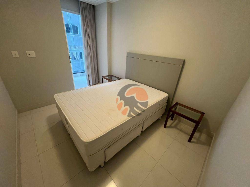 Apartamento para alugar com 3 quartos, 1m² - Foto 8