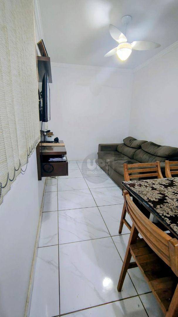 Apartamento à venda com 2 quartos, 46m² - Foto 1