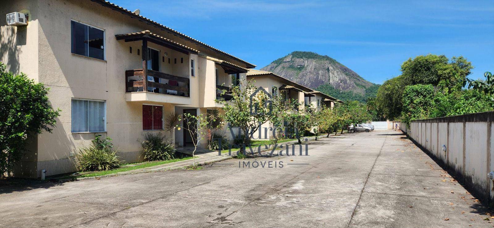 Apartamento à venda com 2 quartos, 70m² - Foto 1