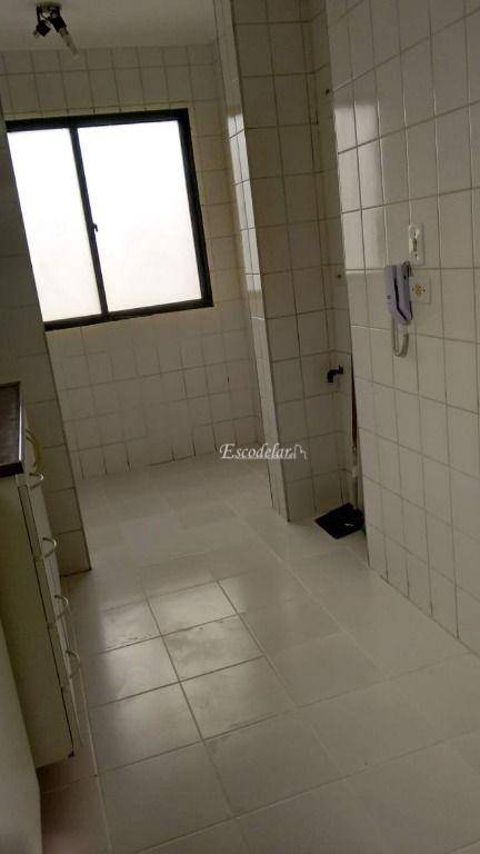 Apartamento à venda com 2 quartos, 62m² - Foto 13