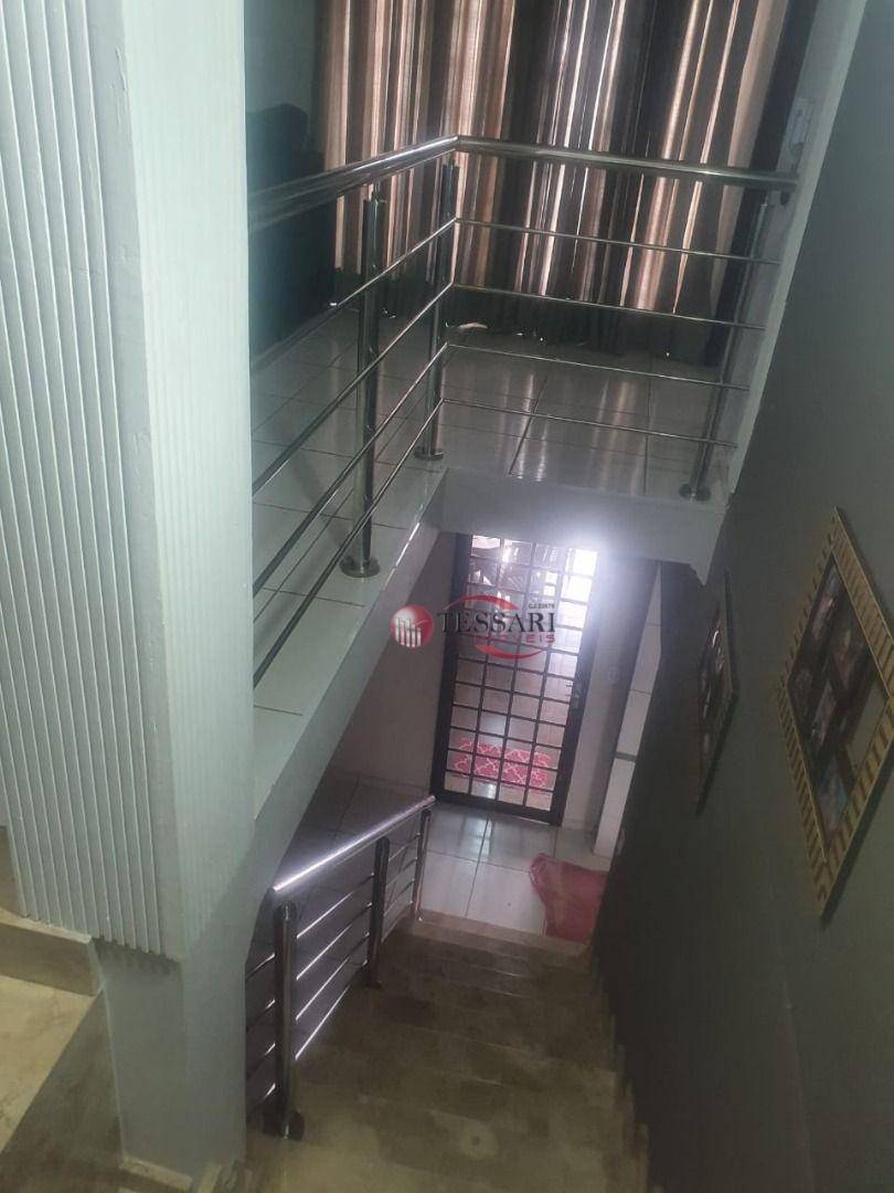 Casa à venda com 3 quartos, 370m² - Foto 11