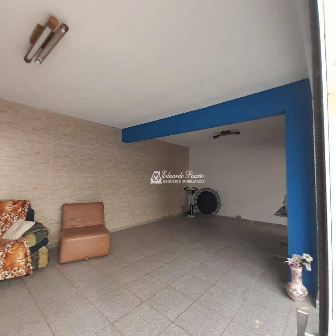 Casa à venda com 3 quartos, 186m² - Foto 17