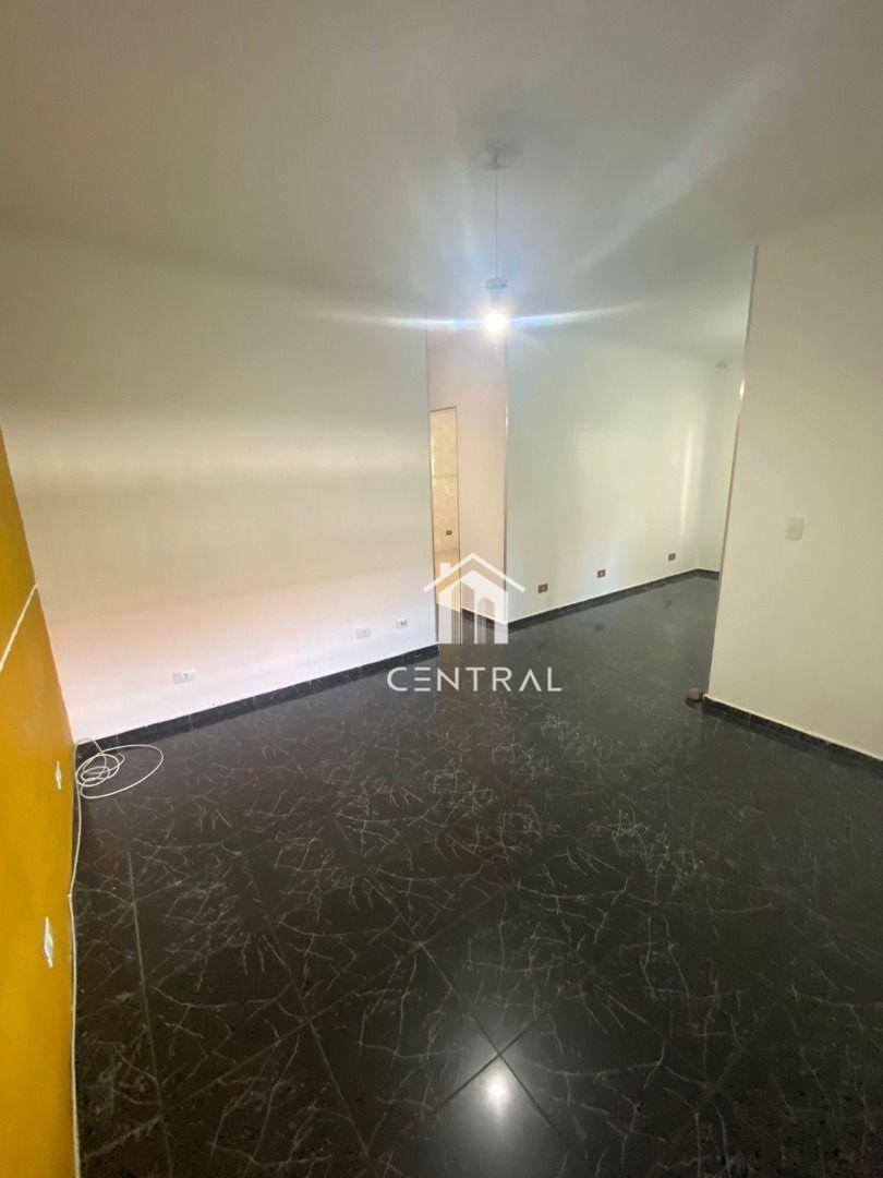 Casa para alugar com 4 quartos, 285m² - Foto 10